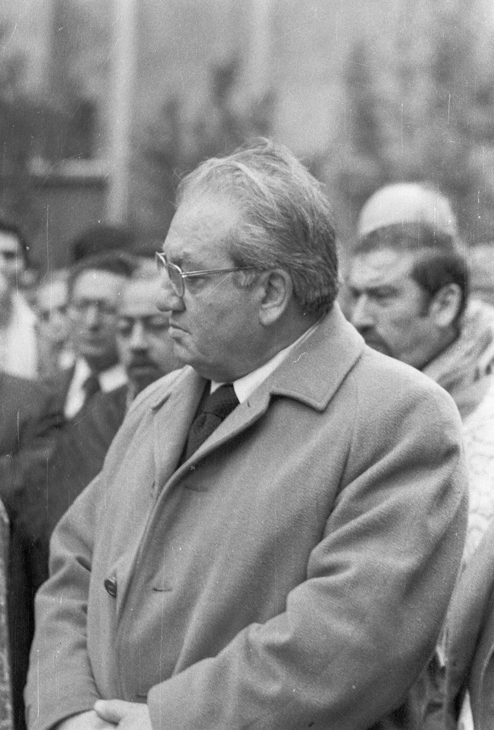 coll-vheloyan-defile-24avril1976-0007 - Année: 1976