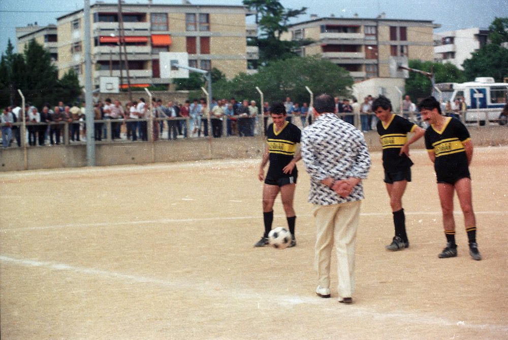 coll-vheloyan-uga-tournoi-60ans-0034 - Année: 1985