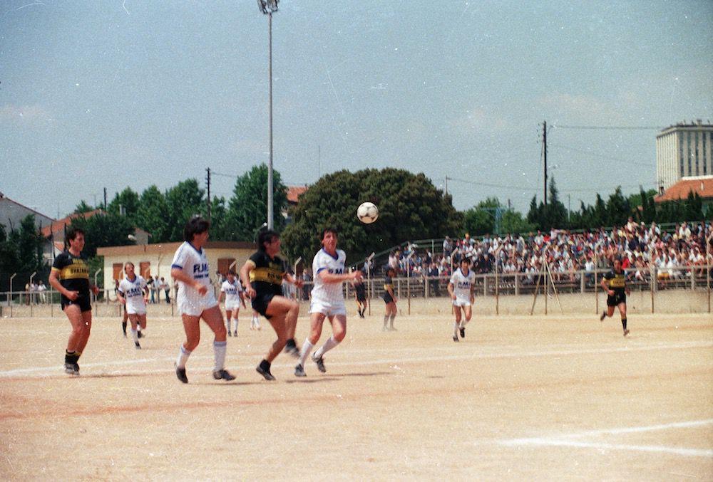 coll-vheloyan-uga-tournoi-60ans-0040 - Année: 1985