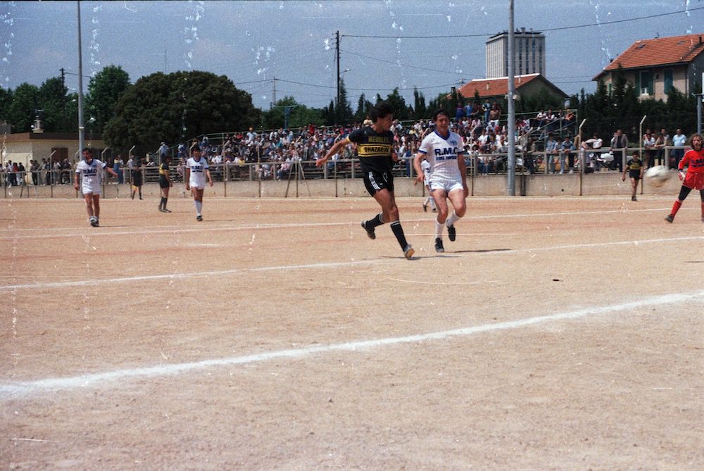 coll-vheloyan-uga-tournoi-60ans-0044 - Année: 1985