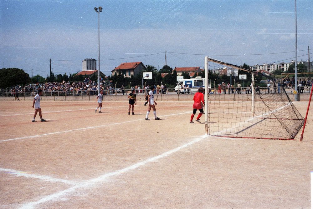 coll-vheloyan-uga-tournoi-60ans-0073 - Year: 1985